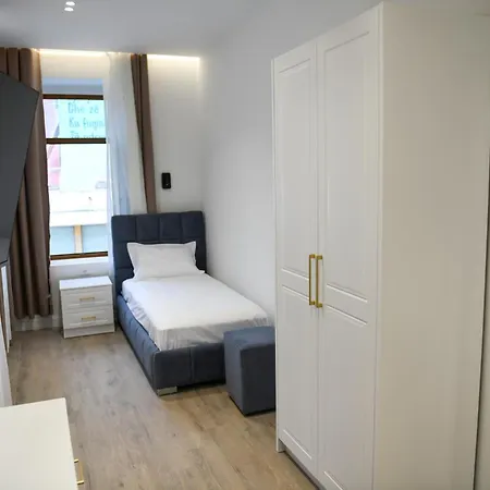Alpha Hotel