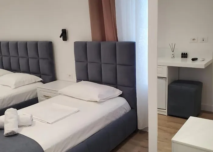 Alpha Hotel 3*