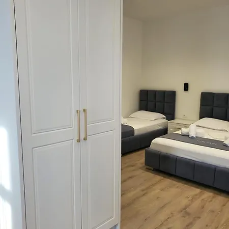 Alpha Hotel